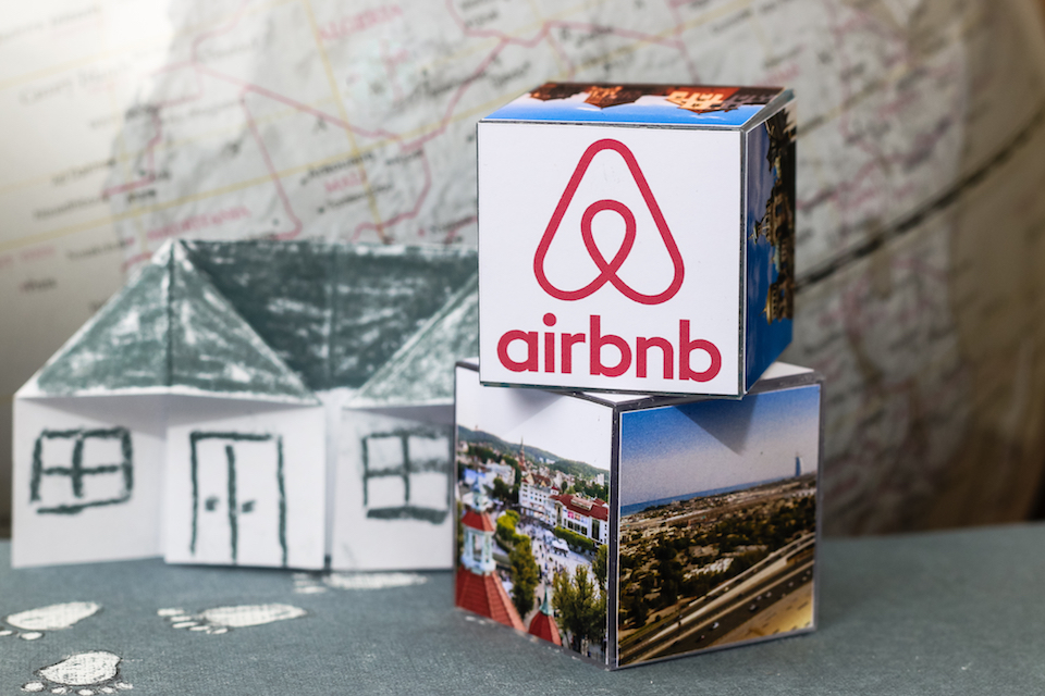 Airbnb helping Los Angeles relief workers with a place to stay