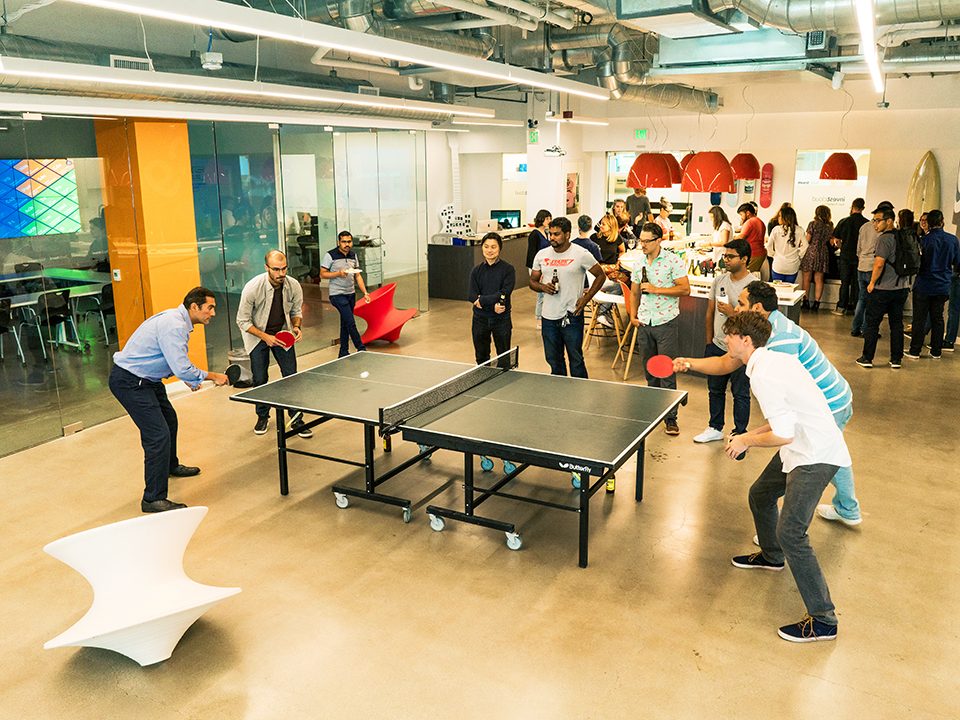 investcloud offices ping-pong